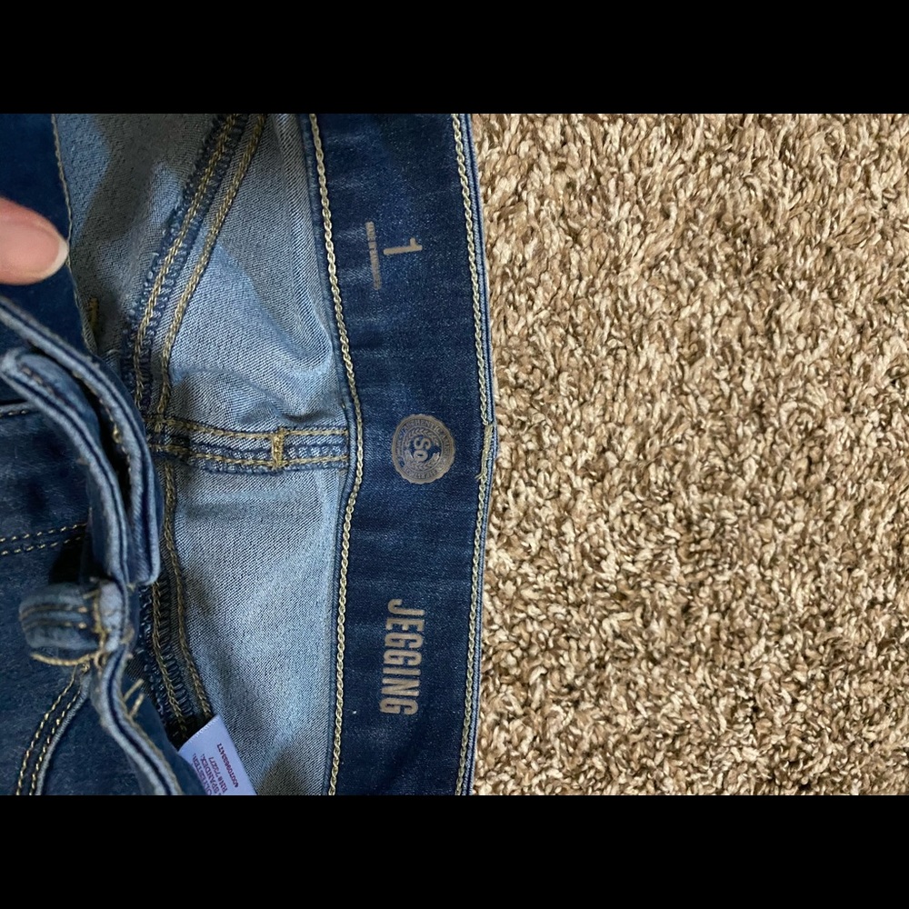 Jeans - Picture 3 of 3